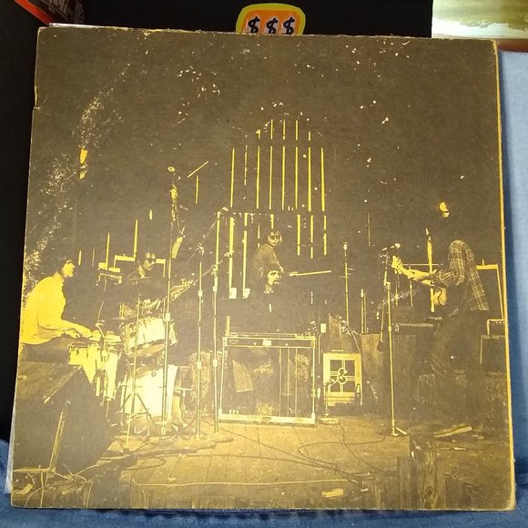 Neil Young Harvest 1972 Textured gatefold Vinyl record - Picture 2 of 5